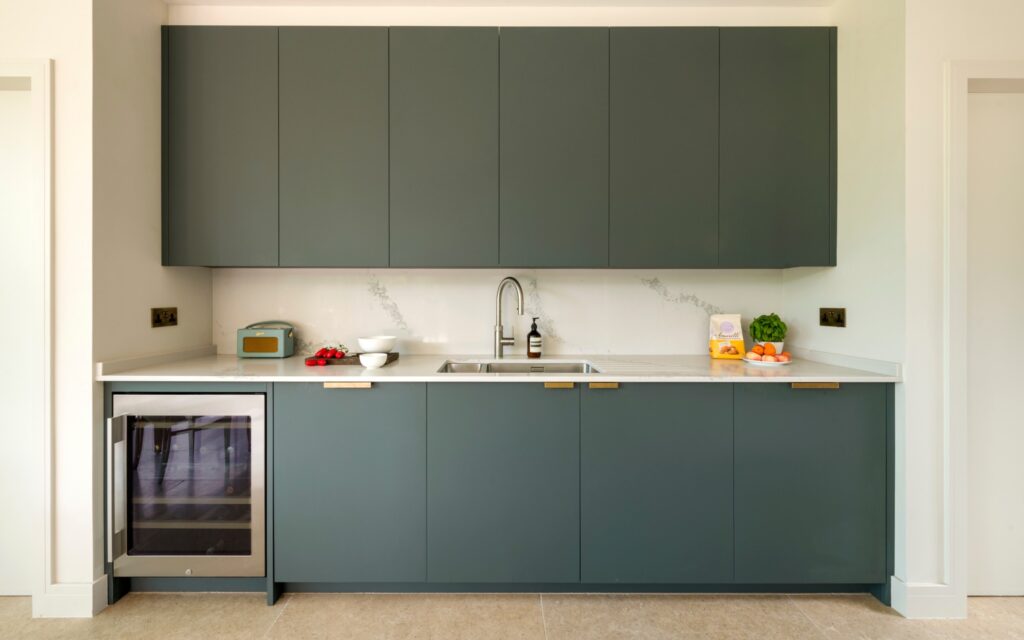 Kitchen Design Furniture Fenix NTM® 0750 Verde Comodoro c