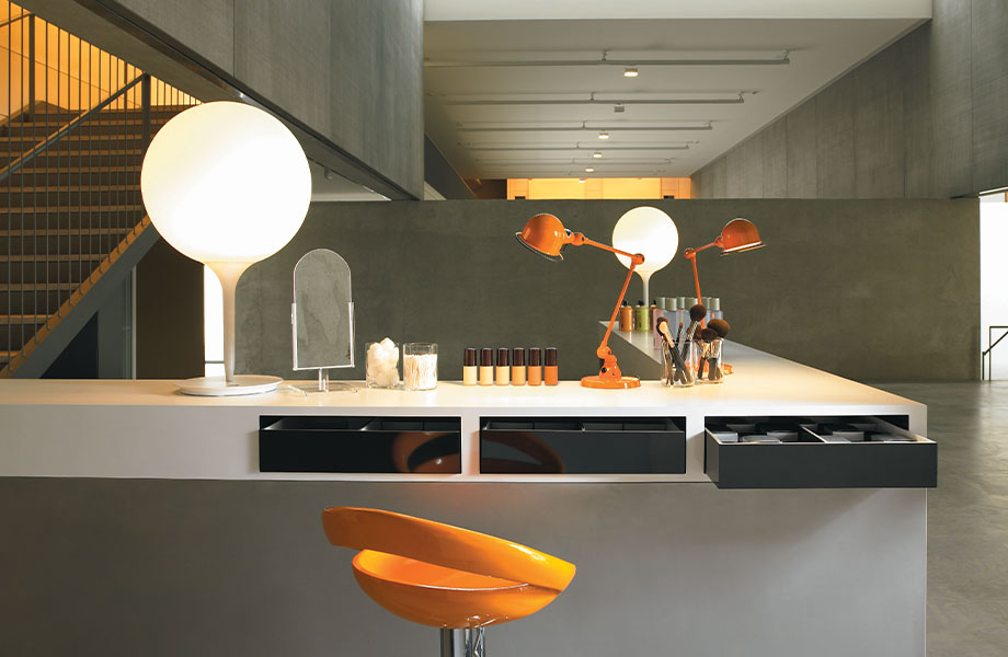 Shopfitting Furniture Formica Laminate ColorCore CC7932 Antique White a