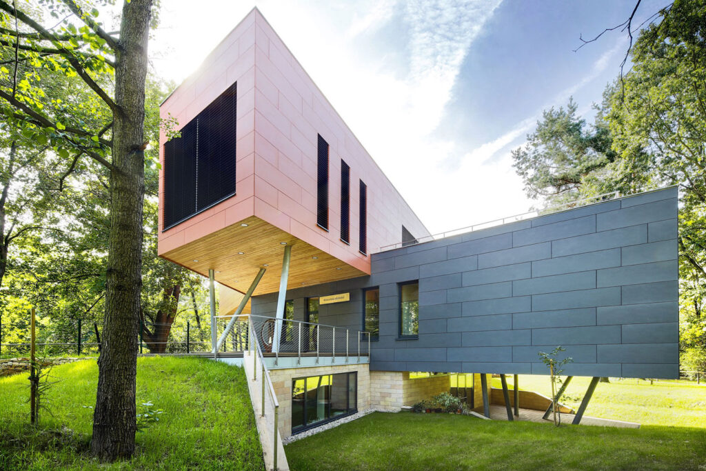 Exterior Office Design Facade Wall Cladding Swisspearl Authentic Patina Original P343 P070 Natural Park Pardubice a