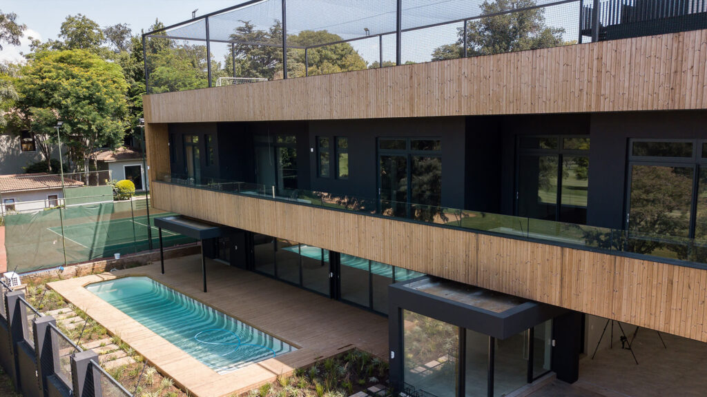 Exterior Residential Facade Lunawood Thermowwod Wall Cladding Private House in Illovo Urbanstone Architecture a