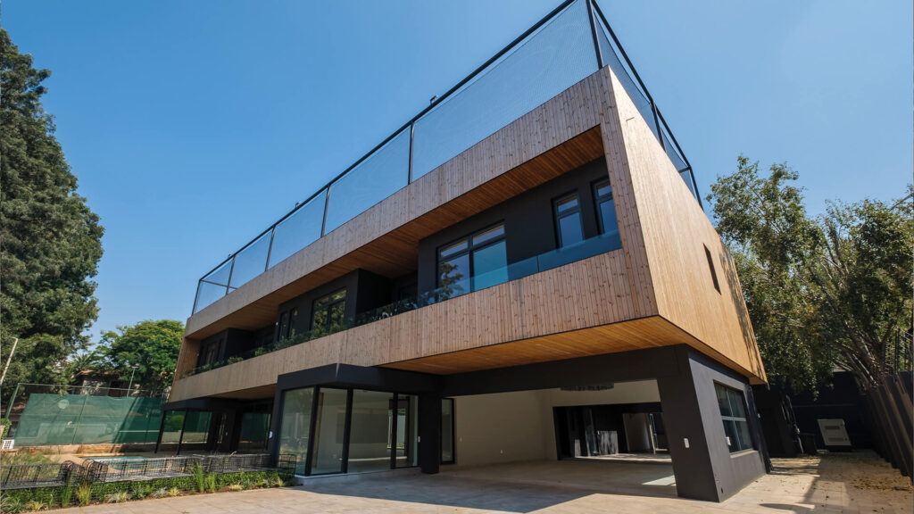 Exterior Residential Facade Lunawood Thermowwod Wall Cladding Private House in Illovo Urbanstone Architecture c