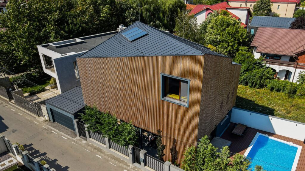 Exterior Residential Facade with Battens Lunawood Thermowood a
