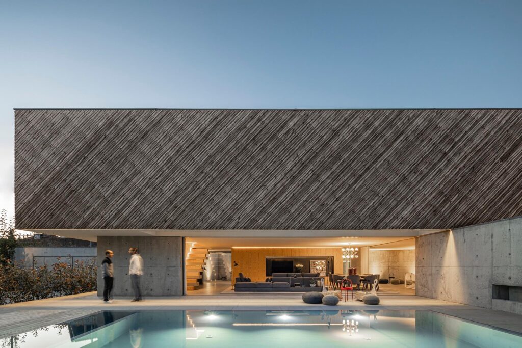 Exterior Residential SectorFacades Lunawood Facade Grayed Contemporary Villa REMA Arquitectos Casa A Portugal c