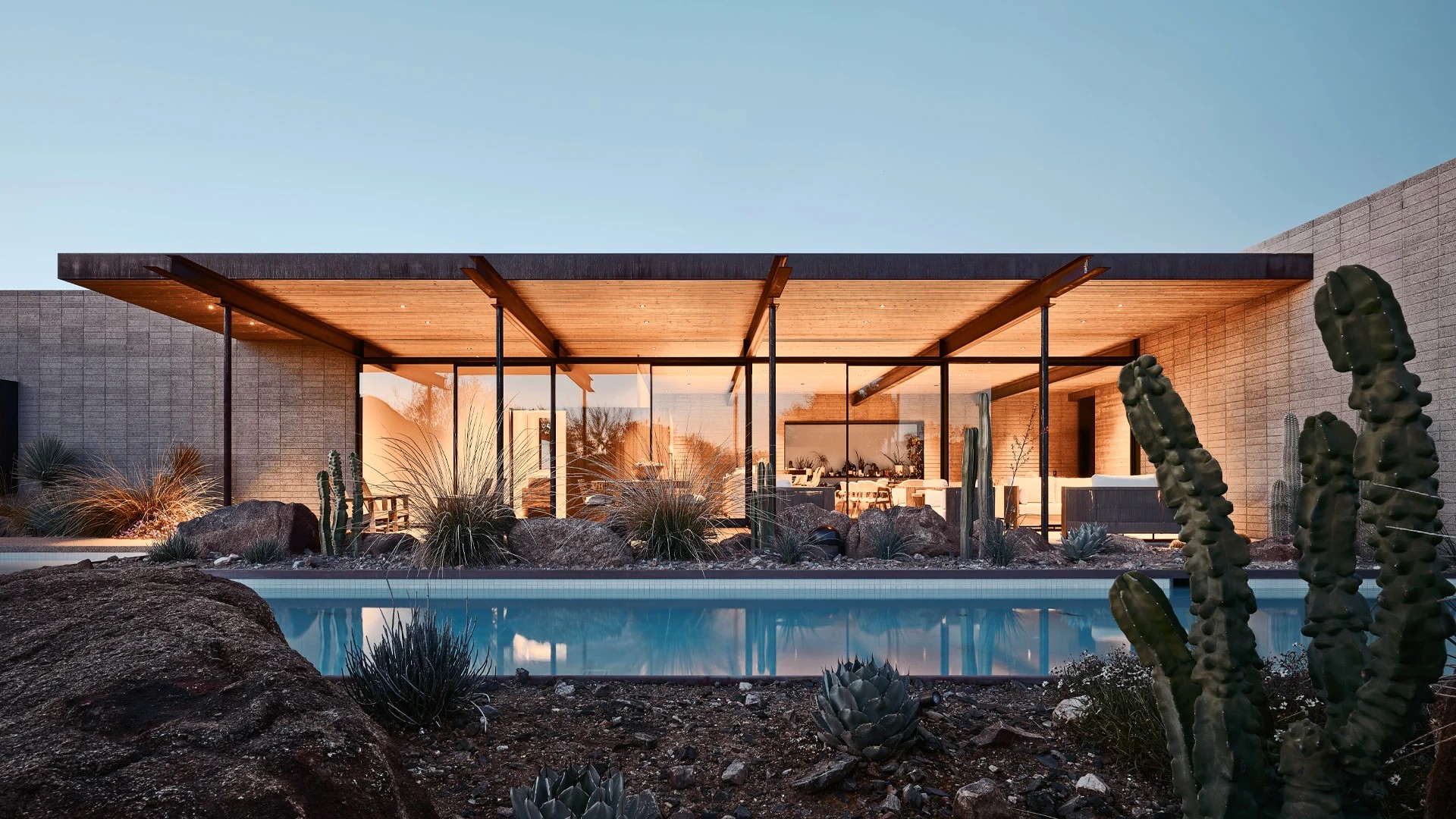 Lunawood Thermowood Conchise House USA Exterior 4